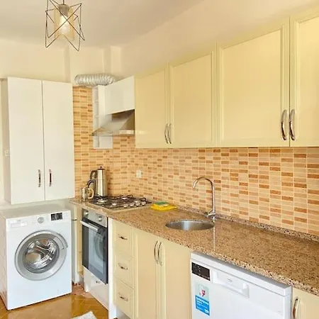 3 Minutes To Calis By Walking, 3 Bedrooms Appartement Fethiye