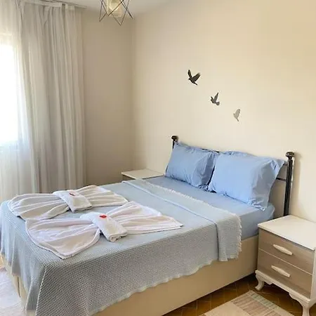 3 Minutes To Calis By Walking, 3 Bedrooms