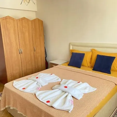 3 Minutes To Calis By Walking, 3 Bedrooms Appartamento Fethiye